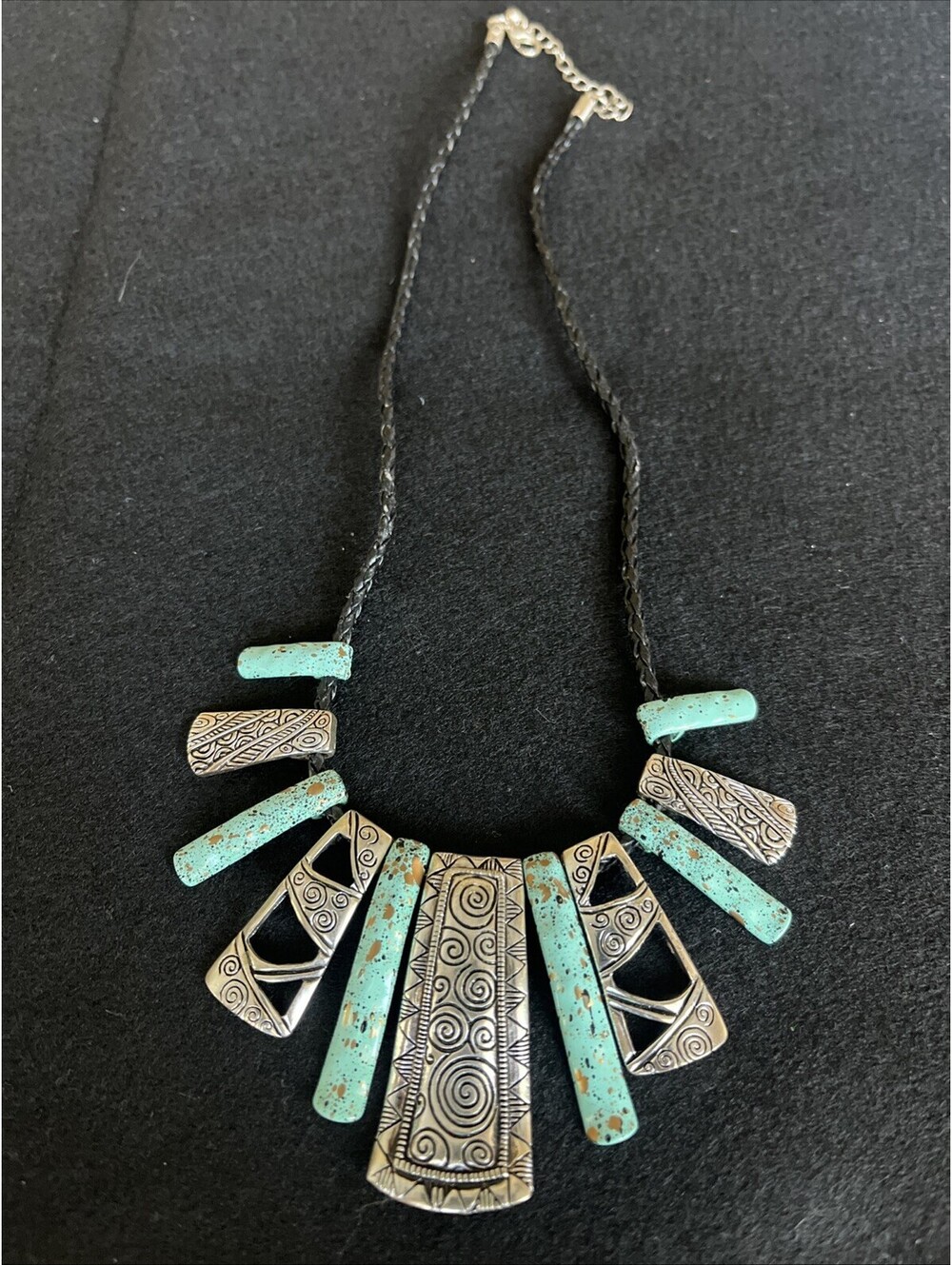 Southwest Inspired Costume Jewelry Turquoise Silver Necklace
